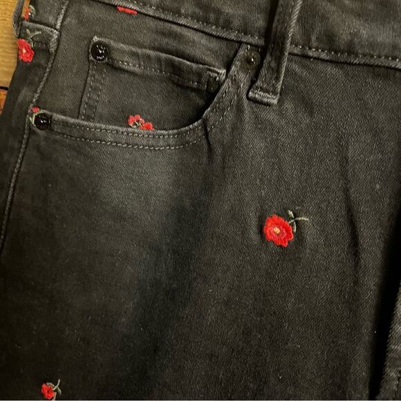 Gap Black Floral Embroidered High Rise Universal Leggings Size 14/32 - Picture 5 of 10